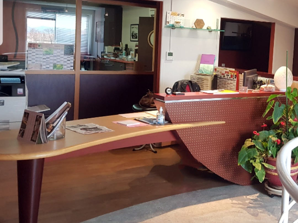 Rideau Linah, Lin - , créateur d'intérieur